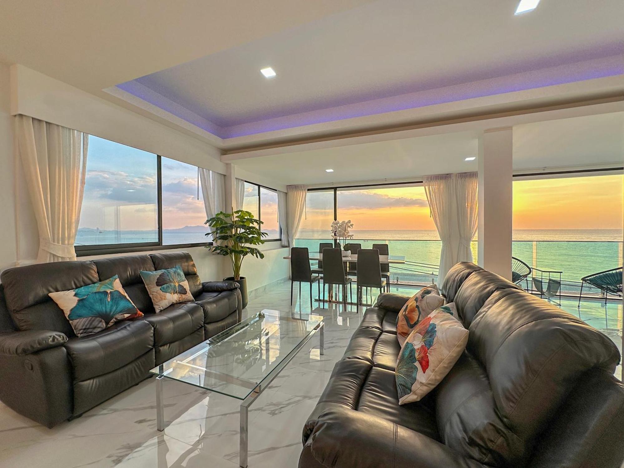 Stunning Beachfront View Luxurious Apartment 40 Jomtien Beach Extérieur photo