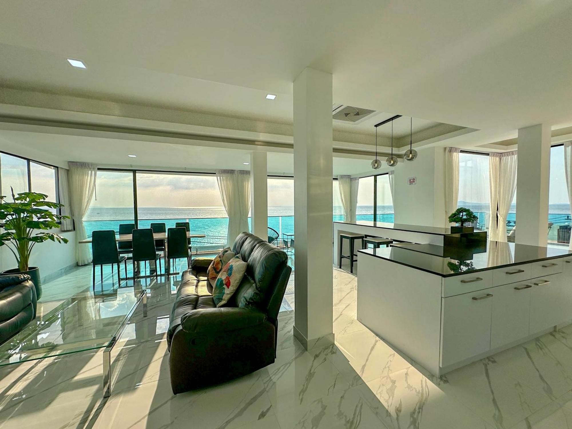 Stunning Beachfront View Luxurious Apartment 40 Jomtien Beach Extérieur photo